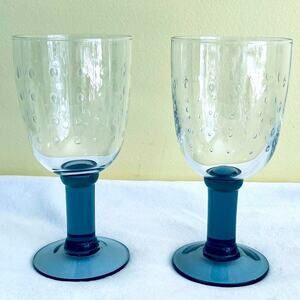 2 Wine Glasses Blown Glass Controlled Bubble Water Goblets Blue Iced Tea
